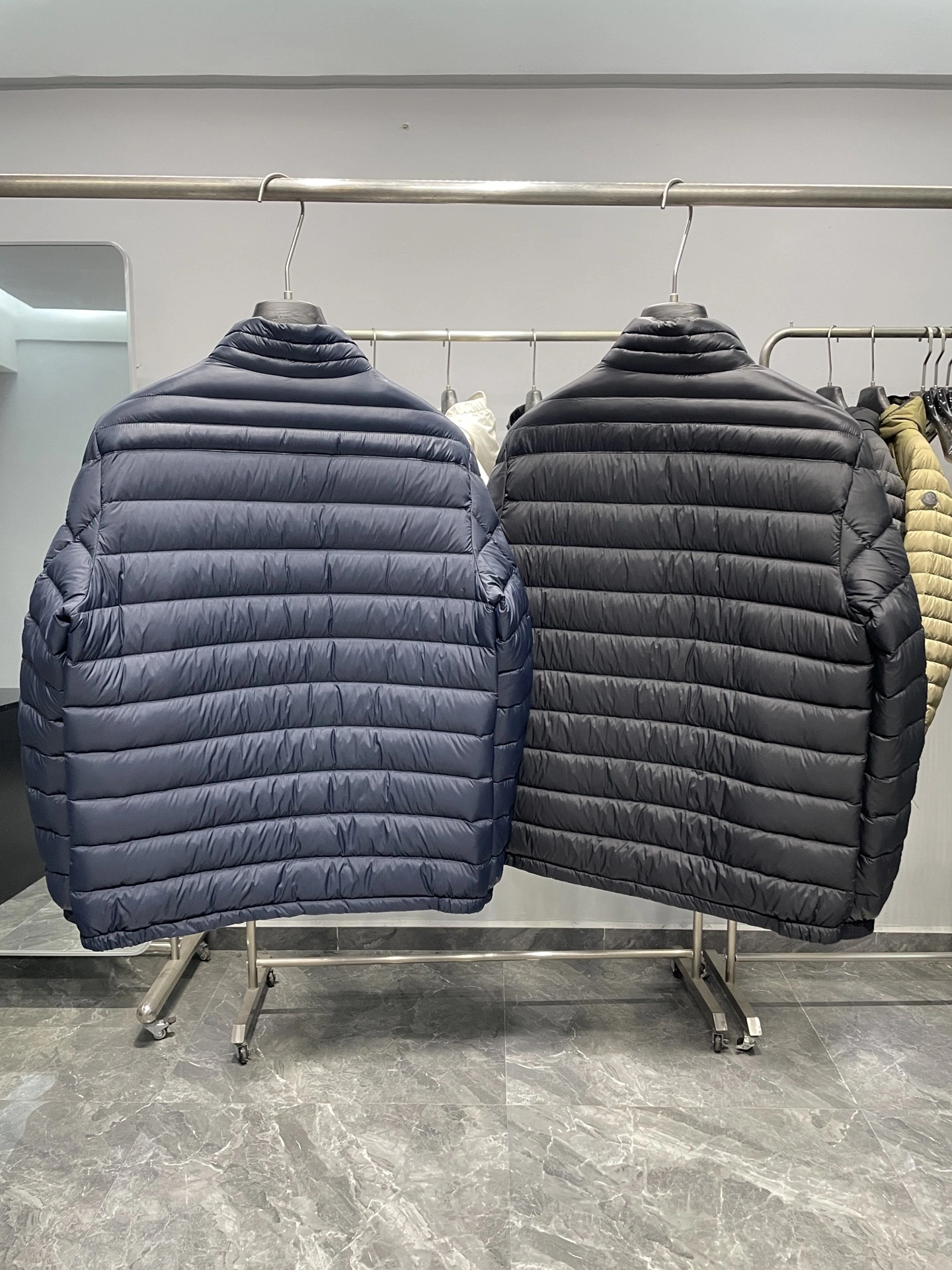 wg.luxury-- 7o9385r Down jacket white duck down nylon 2colour item: E-F000J1308-2
